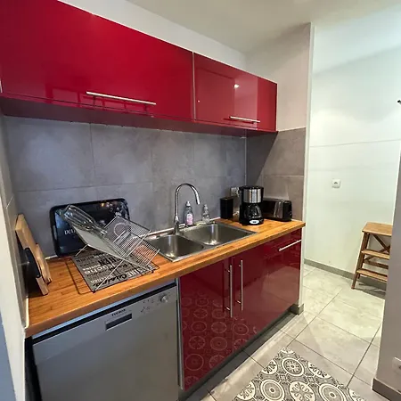 Apartment A Saint-jean-de-luz, Proche & Port - Fr-1-239-1090 *